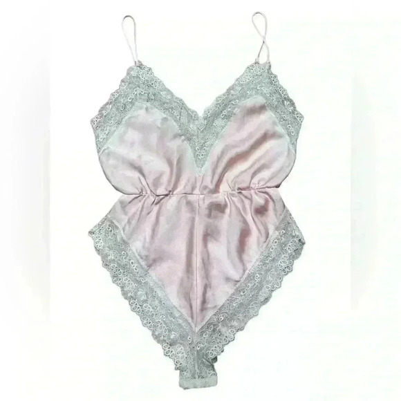 Vintage Ms. Leslee Pink Teddy Bodysuit Romper French Cut Tagged Large Fits Small - Picture 1 of 8